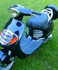 Vendo scooter Malaguti Yesterday 50 a soli 200€ Vendo scooter Malaguti Yesterday 50 a soli 200€