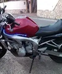 YAMAHA FZ6 del 2006