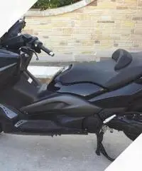 Yamaha T Max - 2011