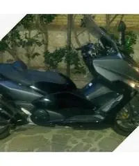 Yamaha T Max - 2011