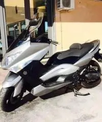 YAMAHA T-Max 500 Passaggio e Garanzia Incluso