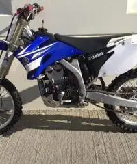 YAMAHA YZ 250 F cross 2010