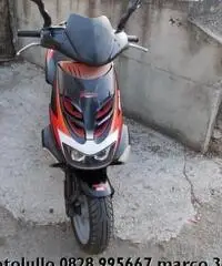 APRILIA SR  50 2002 APRILIA SR  50 2002