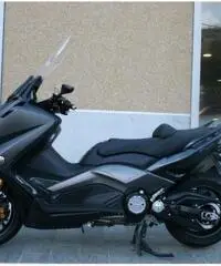 Yamaha TMAX 530