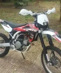 Husqvarna 250 4t da enduro Husqvarna 250 4t da enduro