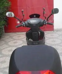 OTTIMO CICLOMOTORE . PERFETTO. OMOLOGATO 2 PERSONE. PROVINCIA TARANTO