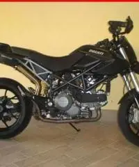 DUCATI Hypermotard 796 nero opaco - 20453