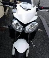 TRIUMPH Street Triple