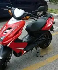 AEROX-R 50 2011 - 7000 km / PARI al NUOVO AEROX-R 50 2011 - 7000 km / PARI al NUOVO