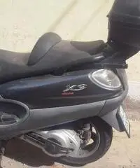 SCOOTER PIAGGIO X9 EVOLUTION