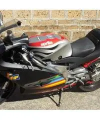 Vendesi aprilia Rs 125 Vendesi aprilia Rs 125