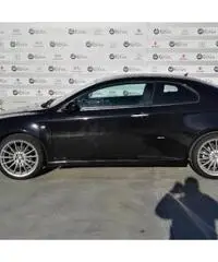 ALFA ROMEO GT 1.9 JTDM 16V Distinctive Black Line ALFA ROMEO GT 1.9 JTDM 16V Distinctive Black Line