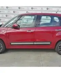 FIAT 500L 1.4 95 CV Easy FIAT 500L 1.4 95 CV Easy