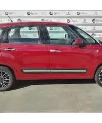 FIAT 500L 1.4 95 CV Easy FIAT 500L 1.4 95 CV Easy