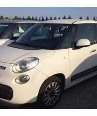 FIAT 500L Living 1.6 Multijet 120 CV Pop Star FIAT 500L Living 1.6 Multijet 120 CV Pop Star