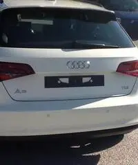 Audi A3 SPB 1.6 TDI F.AP. Ambition Audi A3 SPB 1.6 TDI F.AP. Ambition
