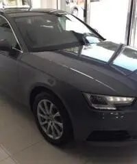 Audi A4 2.0 TDI 122cv S Tronic Business Audi A4 2.0 TDI 122cv S Tronic Business