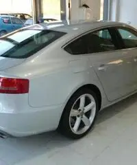 Audi A5 Sportback 3.0 V6 TDI F.ap.qu.s Tr.advanced Audi A5 Sportback 3.0 V6 TDI F.ap.qu.s Tr.advanced