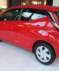 Aygo 1.0Vvt-i 69CV5Porte X-play Aygo 1.0Vvt-i 69CV5Porte X-play