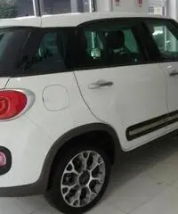 Fiat 500 L 1.3 Multijet 95 CV Trekking Fiat 500 L 1.3 Multijet 95 CV Trekking