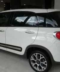 Fiat 500 L 1.3 Multijet 95 CV Trekking Fiat 500 L 1.3 Multijet 95 CV Trekking