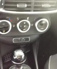 Fiat 500X 1.6 MultiJet 120 CV Pop Star Navi. Fiat 500X 1.6 MultiJet 120 CV Pop Star Navi.
