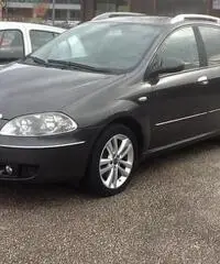 Fiat Croma 1.9 Multijet Emotion