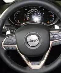 Jeep Grand Cherokee 3.0 V6 CRD 250 MJT II Limited Jeep Grand Cherokee 3.0 V6 CRD 250 MJT II Limited