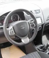 SUZUKI Swift 1.2 VVT B-UNIQUE 5 P BI-FUEL MY 2016 OFFERTA!!! SUZUKI Swift 1.2 VVT B-UNIQUE 5 P BI-FUEL MY 2016 OFFERTA!!!