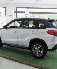 SUZUKI Vitara SERIE SPECIALE 1.6 DDIS EXCLUSIVE 4WD S&S SUZUKI Vitara SERIE SPECIALE 1.6 DDIS EXCLUSIVE 4WD S&S