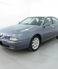 ALFA ROMEO 166 2.4 JTD Distinctive ALFA ROMEO 166 2.4 JTD Distinctive