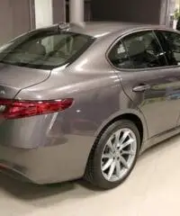 ALFA ROMEO Giulia 2.2 Turbodiesel 150 CV Super