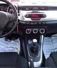 ALFA ROMEO Giulietta 1.4 M.AIR GPL 170CV S&S XENON ALFA ROMEO Giulietta 1.4 M.AIR GPL 170CV S&S XENON