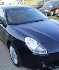 ALFA ROMEO Giulietta 1.6 JTDm-2 105 CV Exclusive ALFA ROMEO Giulietta 1.6 JTDm-2 105 CV Exclusive