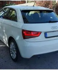 Audi A1 1.6 TDi Xenon-led 105 CV Audi A1 1.6 TDi Xenon-led 105 CV