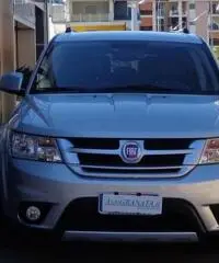 FIAT Freemont 2.0 M.JET LOUNGE 170CV AUTOM. PELLE+NAVI FIAT Freemont 2.0 M.JET LOUNGE 170CV AUTOM. PELLE+NAVI