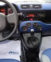 FIAT New Panda 1.2 LOUNGE 69cv Euro5 FIAT New Panda 1.2 LOUNGE 69cv Euro5