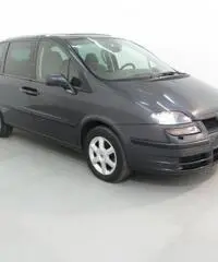 FIAT Ulysse 2.2 JTD Emotion 7 Posti FIAT Ulysse 2.2 JTD Emotion 7 Posti