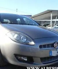 FIAT Bravo 1.6 MJT 105 CV DPF Emotion km certificati FIAT Bravo 1.6 MJT 105 CV DPF Emotion km certificati