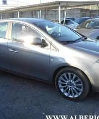FIAT Bravo 1.6 MJT 105 CV DPF Emotion km certificati FIAT Bravo 1.6 MJT 105 CV DPF Emotion km certificati
