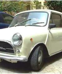 Mini Minor Innocenti 1001, Anno 73, beige chiaro Mini Minor Innocenti 1001, Anno 73, beige chiaro