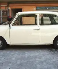 Mini Minor Innocenti 1001, Anno 73, beige chiaro Mini Minor Innocenti 1001, Anno 73, beige chiaro