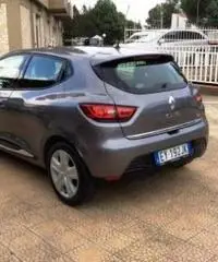 Renault Clio 1.5 DCI 8V 75 CV S&S 5P. Live Renault Clio 1.5 DCI 8V 75 CV S&S 5P. Live