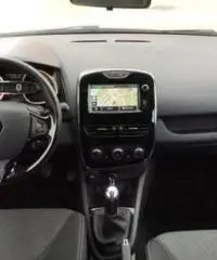 Renault Clio 1.5 DCI 8V 75 CV S&S 5P. Live Renault Clio 1.5 DCI 8V 75 CV S&S 5P. Live