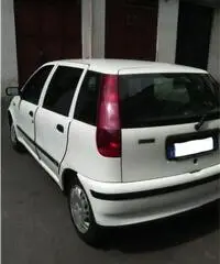 Vendo Fiat Punto TD70 cat. 5 porte SX Vendo Fiat Punto TD70 cat. 5 porte SX