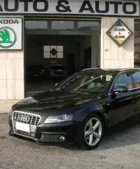 AUDI A4 Avant 2.0 TDI 143CV F.AP. Ambiente AUDI A4 Avant 2.0 TDI 143CV F.AP. Ambiente