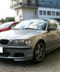 BMW Serie 3 320d Turbodiesel 4 Porte Attiva - MANUTENZIONE CERTIFICATA BMW Serie 3 320d Turbodiesel 4 Porte Attiva - MANUTENZIONE CERTIFICATA