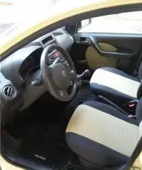 FIAT Panda 1.2 16V Emotion 2010 FIAT Panda 1.2 16V Emotion 2010
