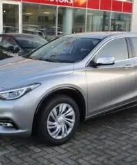 INFINITI Q30 1.5 diesel Business