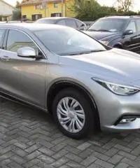 INFINITI Q30 1.5 diesel Business INFINITI Q30 1.5 diesel Business